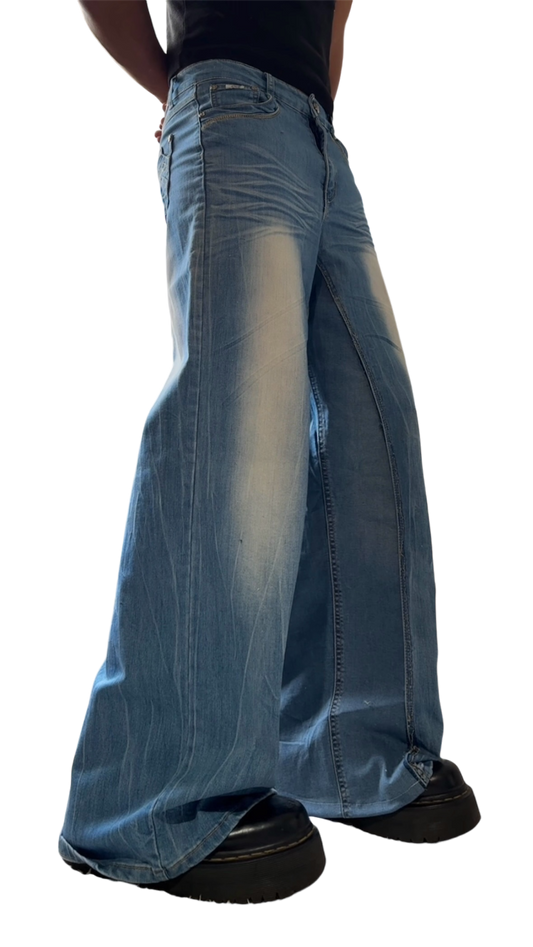 Blue faded baggy jeans